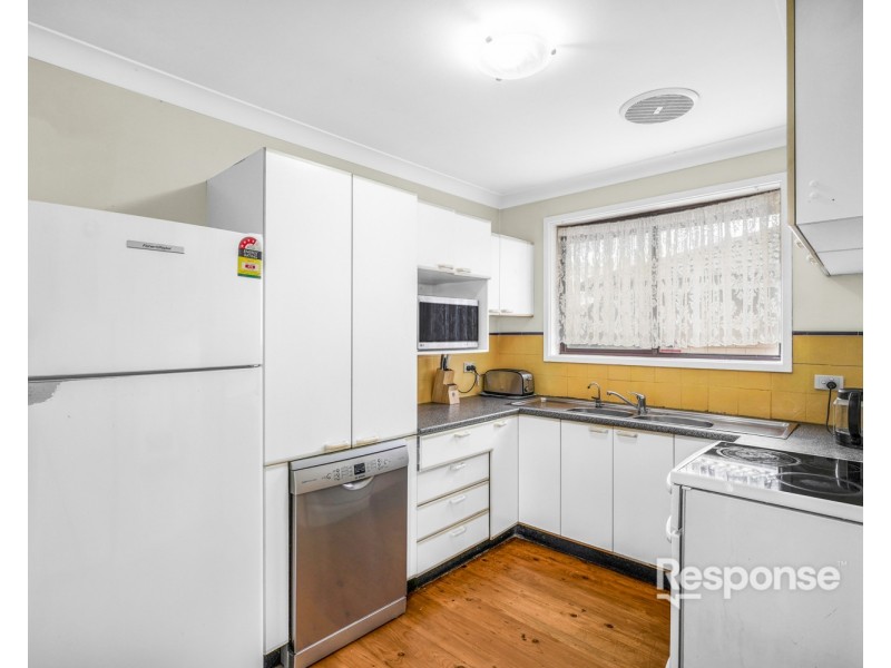 33 Twickenham Avenue, Cambridge Park NSW 2747