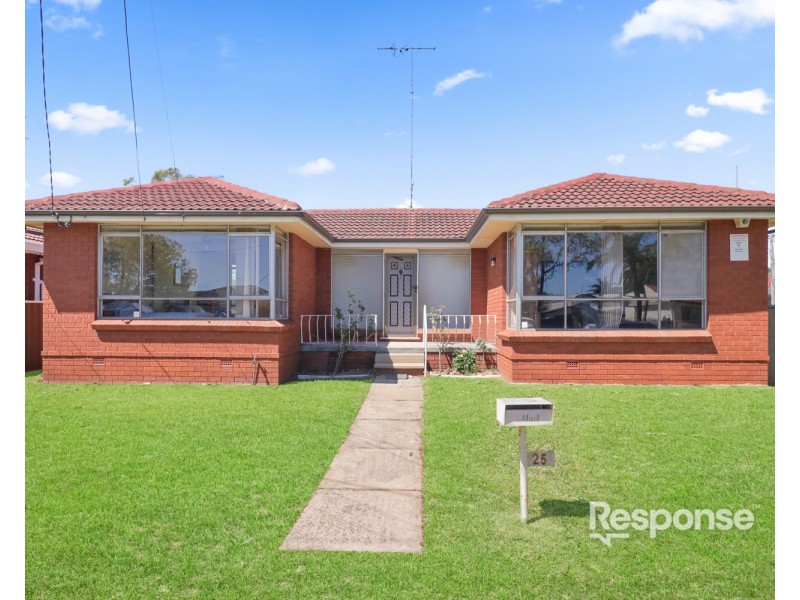 25 Bentley Road, Colyton NSW 2760