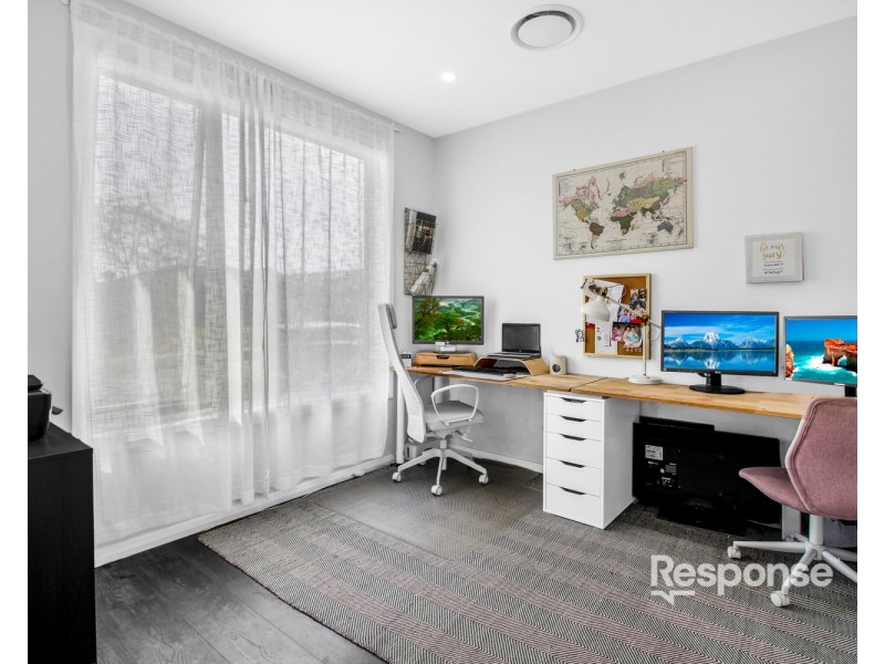 8 Redgum Street, Claremont Meadows NSW 2747