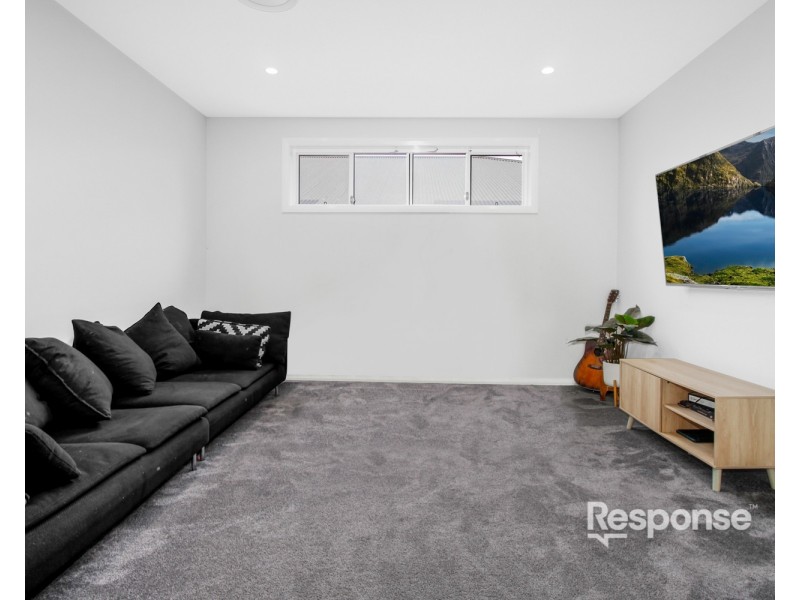 8 Redgum Street, Claremont Meadows NSW 2747