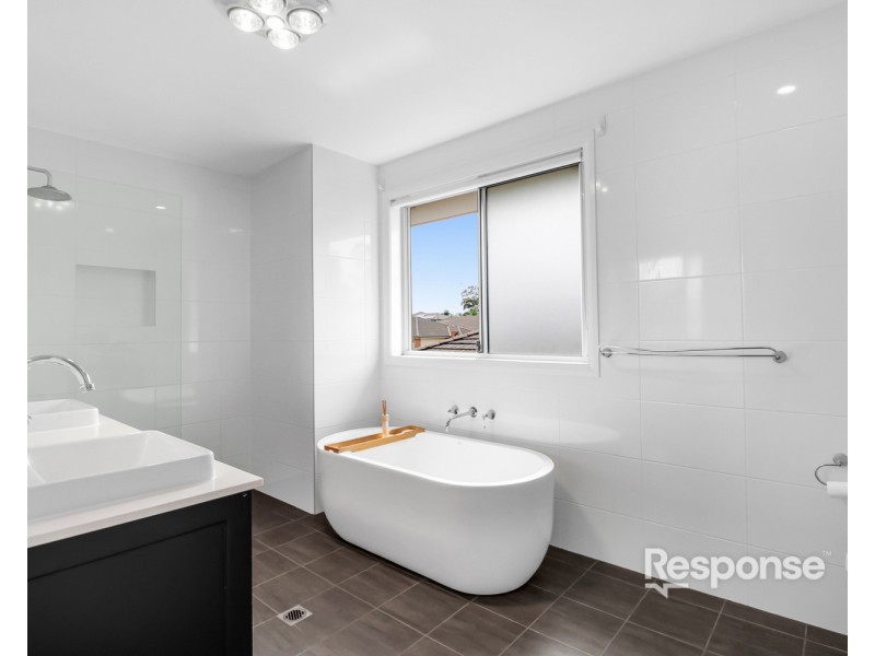 8 Redgum Street, Claremont Meadows NSW 2747