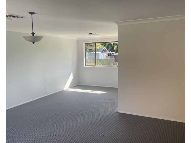 35 Corndew Crescent, Werrington Downs NSW 2747