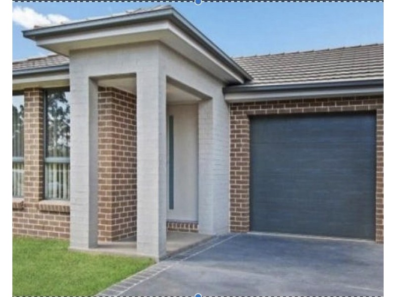 8 Tingha Avenue, South Penrith NSW 2750