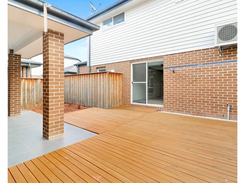 27 Sydney Smith Drive, Penrith NSW 2750