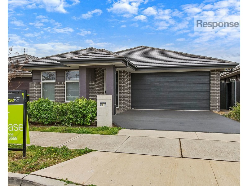 11 Bartlett Place, Penrith NSW 2750