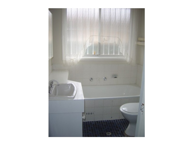 80 Narcissus Avenue, Quakers Hill NSW 2763