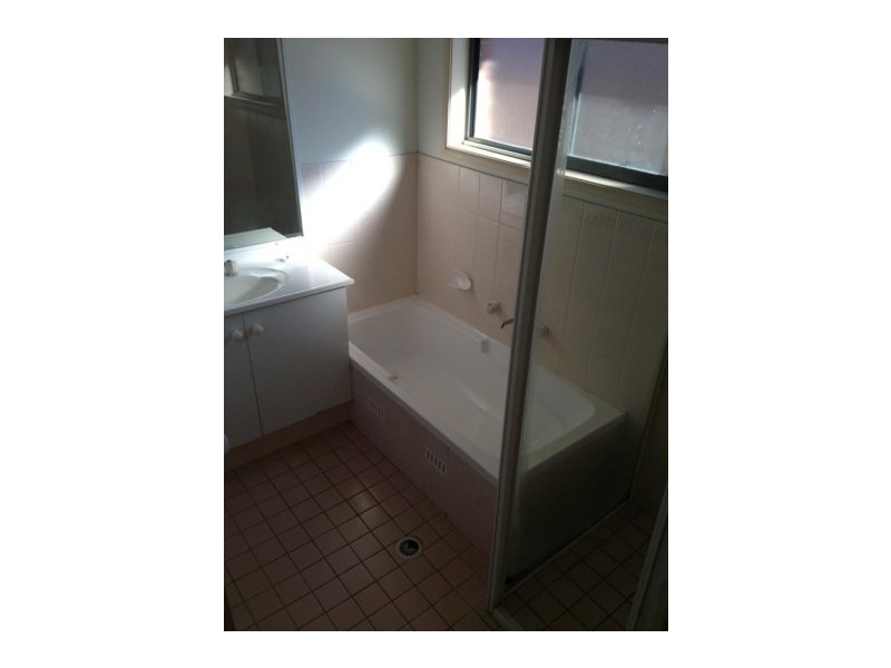 16 Cedarwood Grove, Dean Park NSW 2761