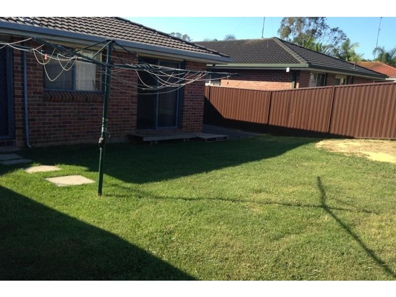 16 Cedarwood Grove, Dean Park NSW 2761