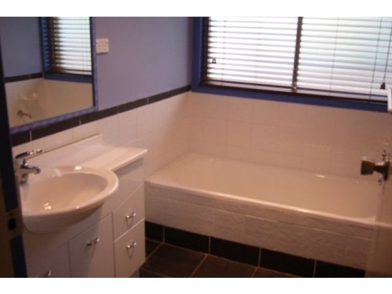 44 Narcissus Avenue, Quakers Hill NSW 2763