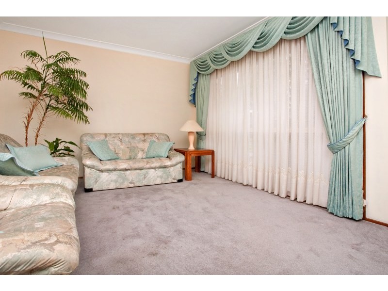 9 Falmouth Road, Quakers Hill NSW 2763