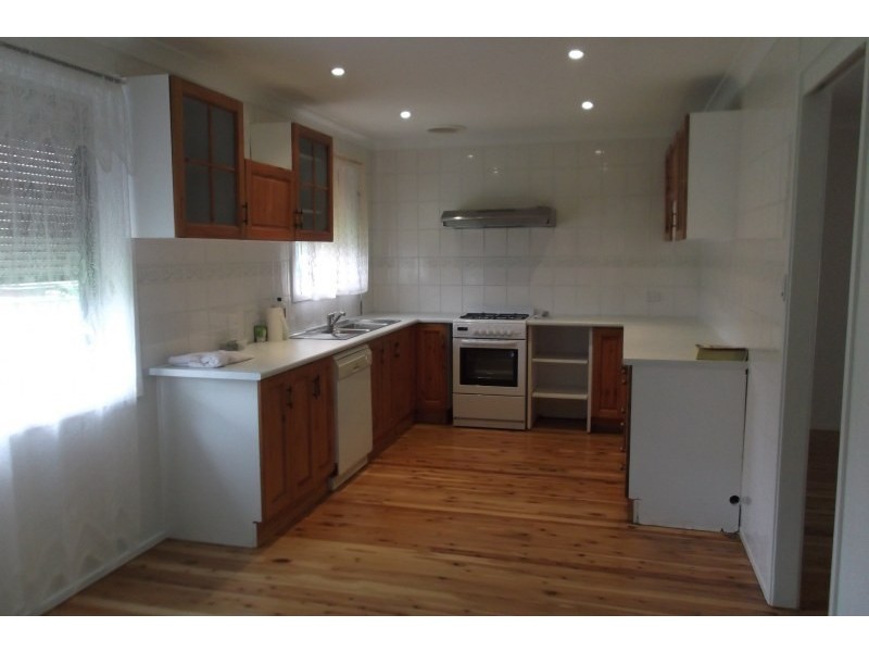 188 Quakers Road, Quakers Hill NSW 2763