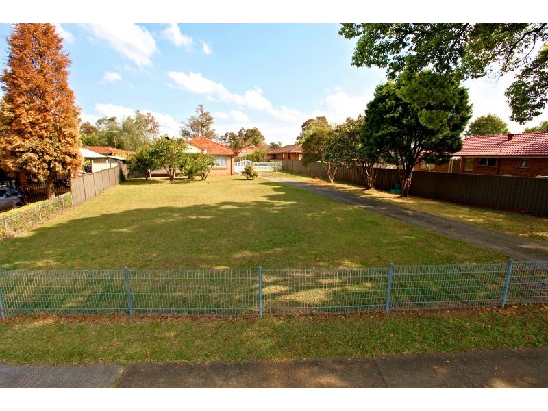 91 Tallagndra Drive, Quakers Hill NSW 2763