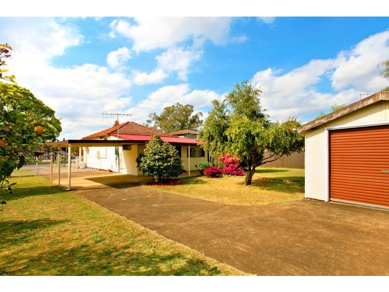 91 Tallagndra Drive, Quakers Hill NSW 2763