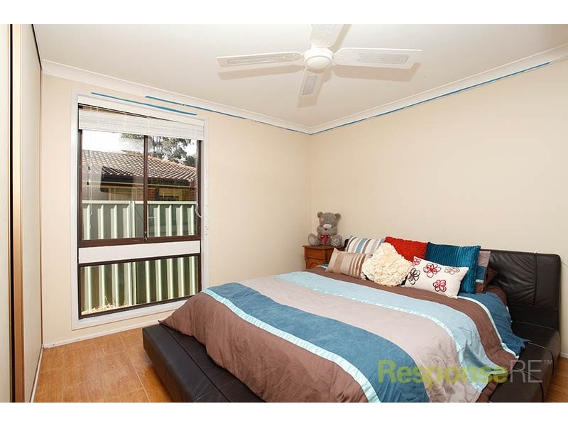 136 James Cook Drive, Kings Langley NSW 2147