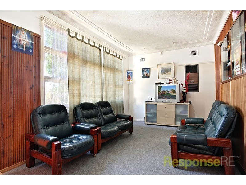 11 Fifth Avenue, Blacktown NSW 2148