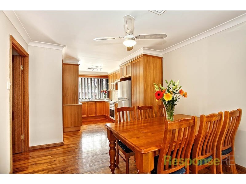 35 Fuchsia Crescent, Quakers Hill NSW 2763