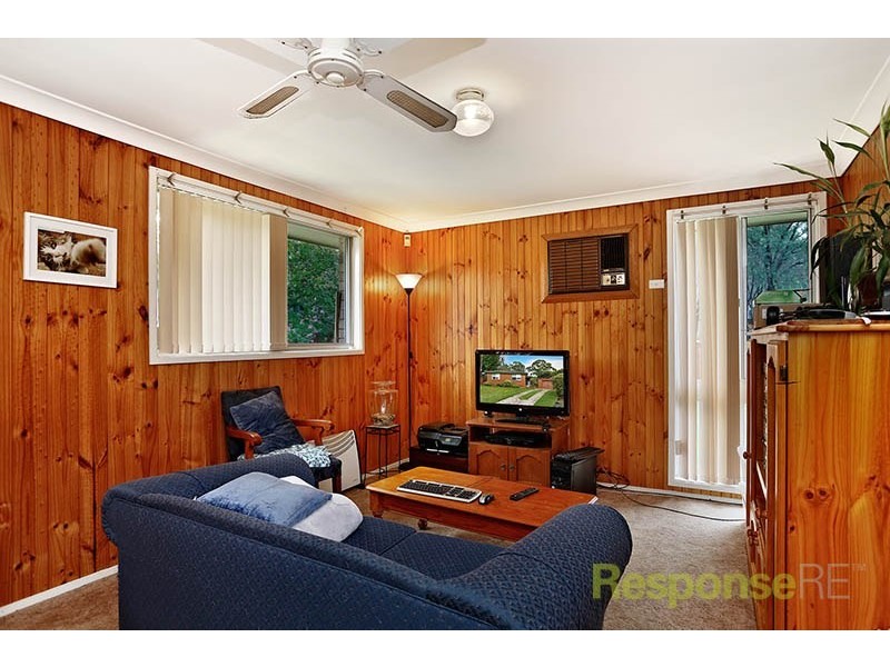 10 Cress Place, Quakers Hill NSW 2763