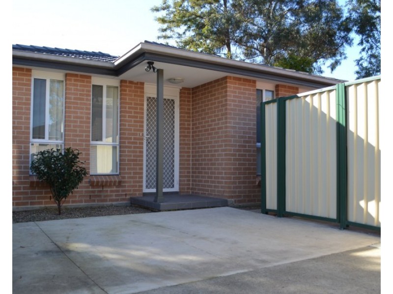 33a Ridgeway Crescent, Quakers Hill NSW 2763