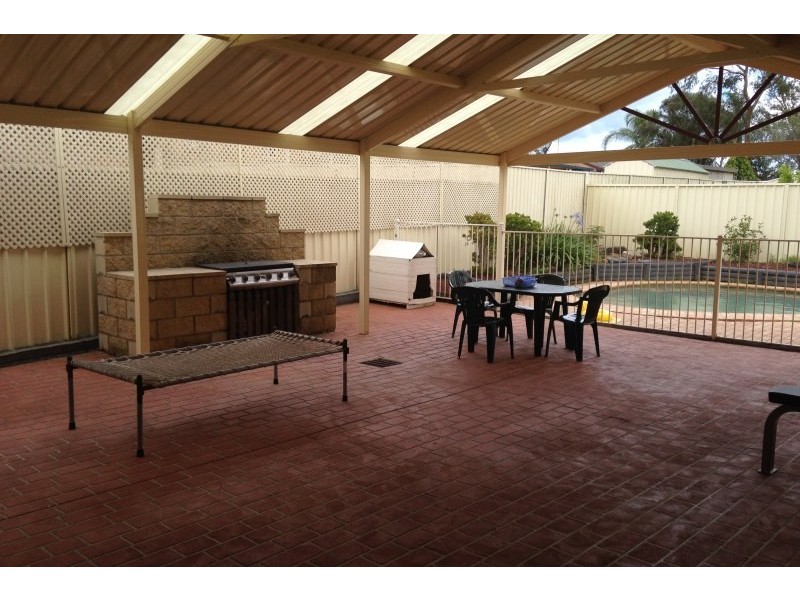 28 Rowntree Circuit, Quakers Hill NSW 2763