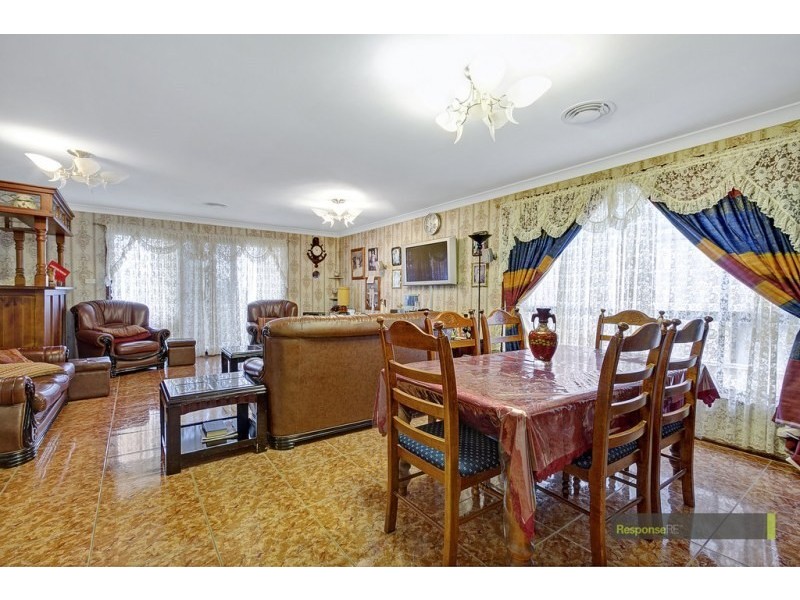 37 Aleppo Street, Quakers Hill NSW 2763