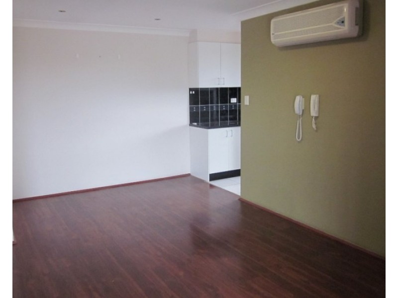 17/61-63 Windsor Road, Merrylands NSW 2160