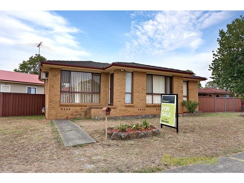 1 Crocus Place, Quakers Hill NSW 2763