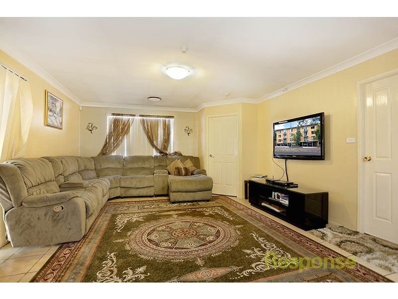 24 Adrienne Street, Glendenning NSW 2761