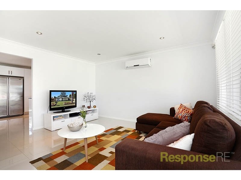 55 Narcissus Avenue, Quakers Hill NSW 2763