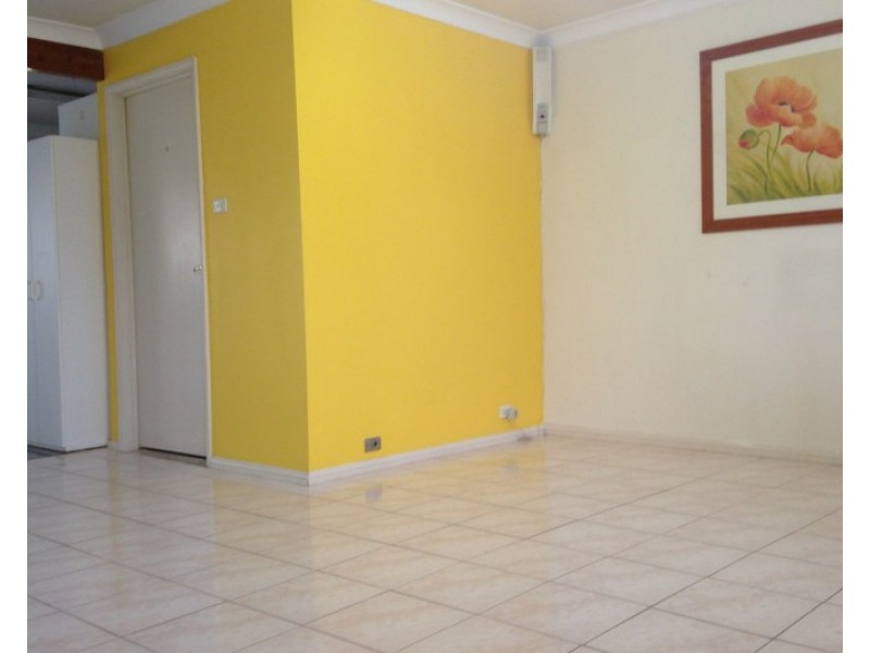 2/10 Stanbury Place, Quakers Hill NSW 2763