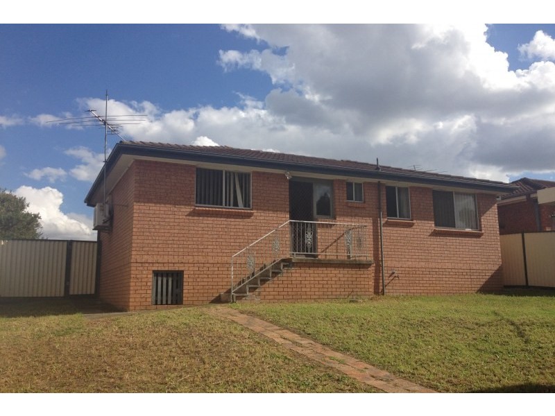 2 Durward Street, Dean Park NSW 2761