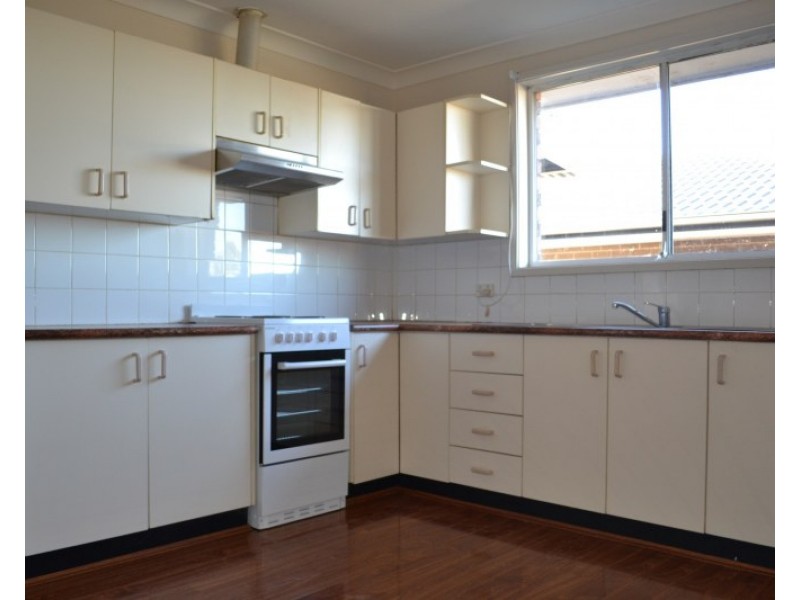 2 Yarramundi Drive, Dean Park NSW 2761