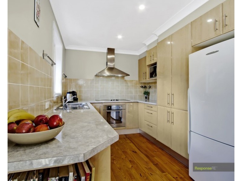 16 Bombala Crescent, Quakers Hill NSW 2763