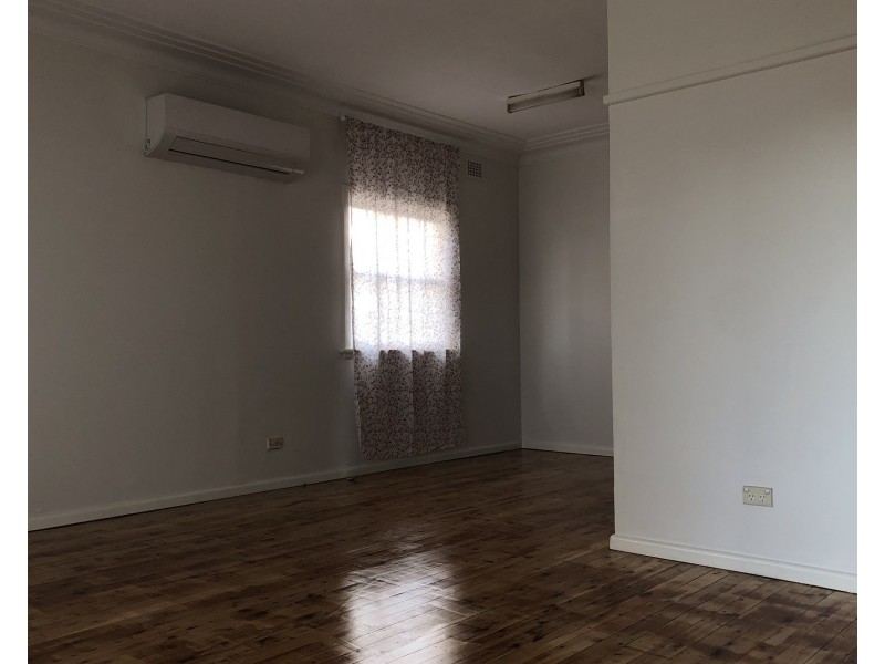 5 Forbes Road, Marayong NSW 2148