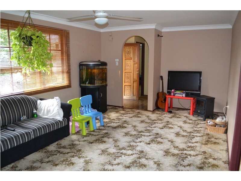 11 Tallagandra Drive, Quakers Hill NSW 2763