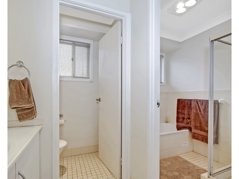 54 Summerfield Avenue, Quakers Hill NSW 2763