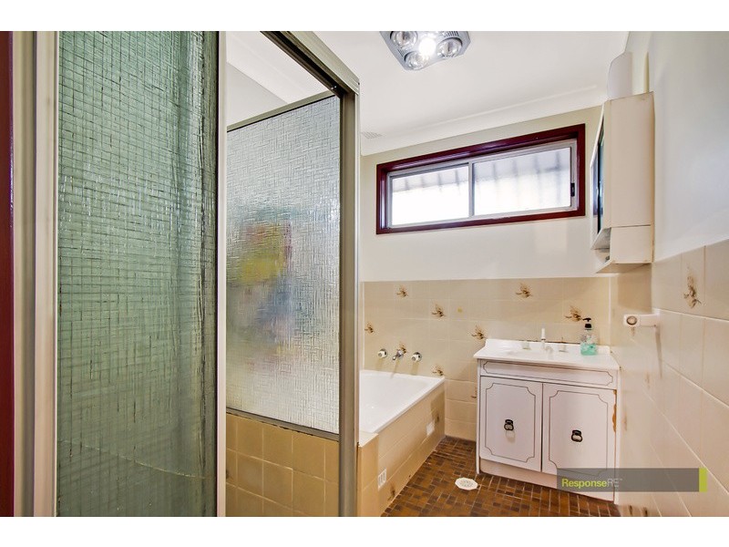 4 Rene Place, Doonside NSW 2767