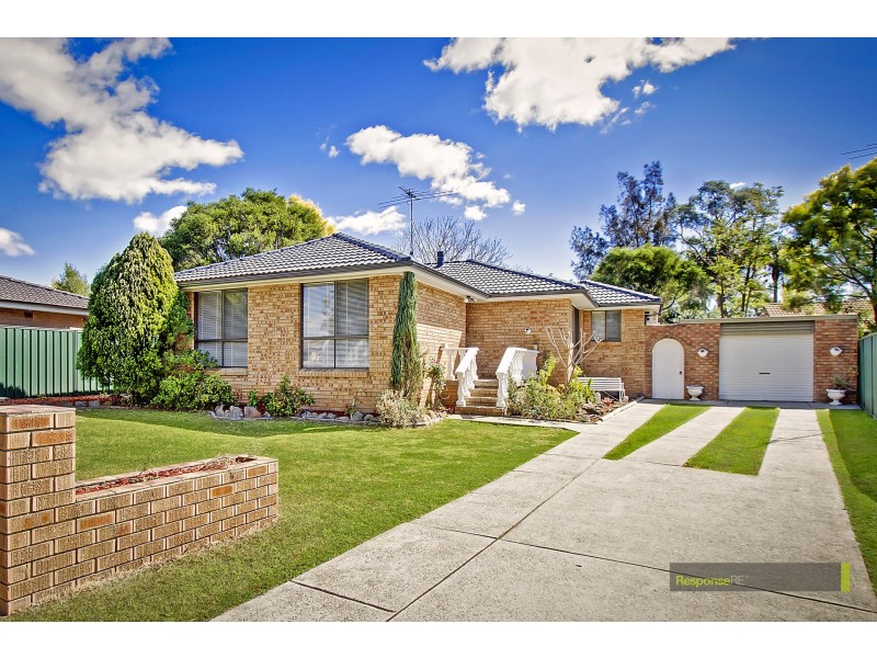 11 Dahlia Street, Quakers Hill NSW 2763