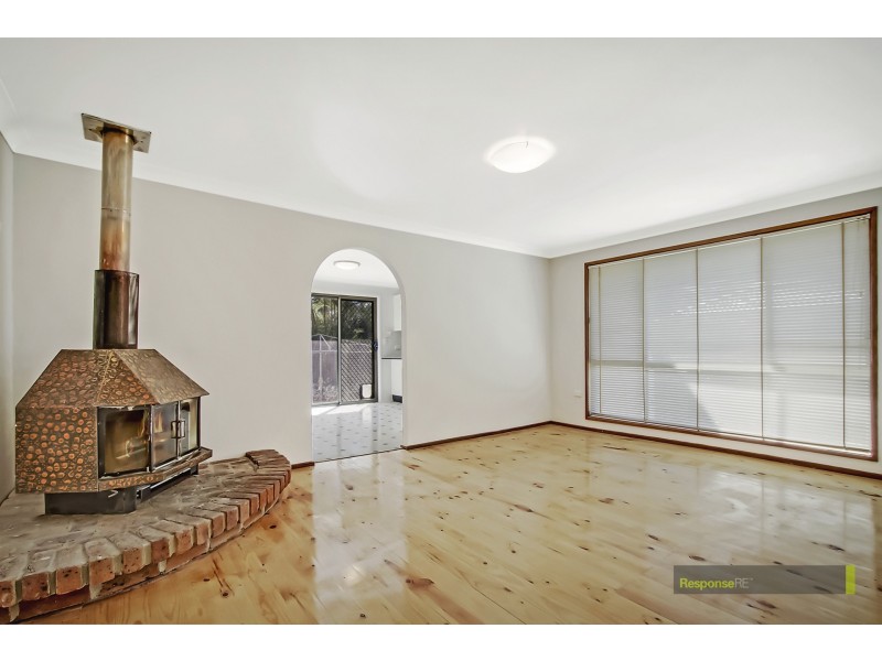 11 Dahlia Street, Quakers Hill NSW 2763