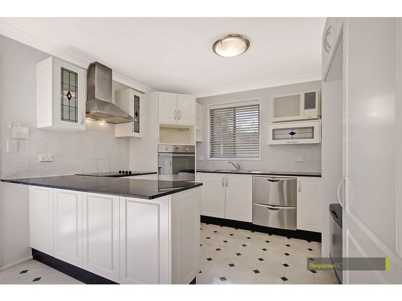 11 Dahlia Street, Quakers Hill NSW 2763