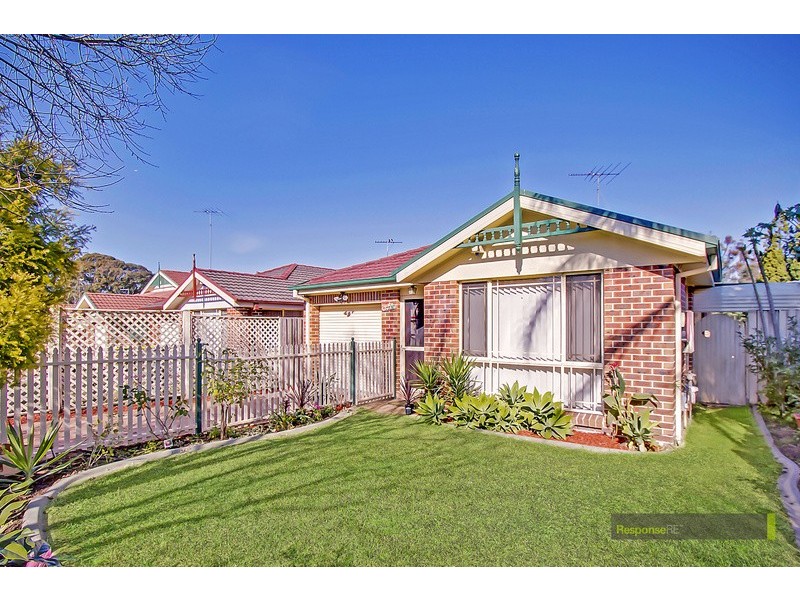 39 Manorhouse Boulevard, Quakers Hill NSW 2763