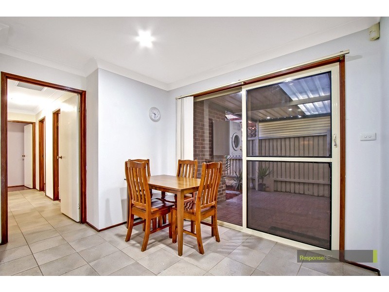 39 Manorhouse Boulevard, Quakers Hill NSW 2763