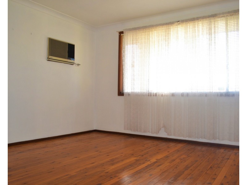 3 Merton Street, Dean Park NSW 2761