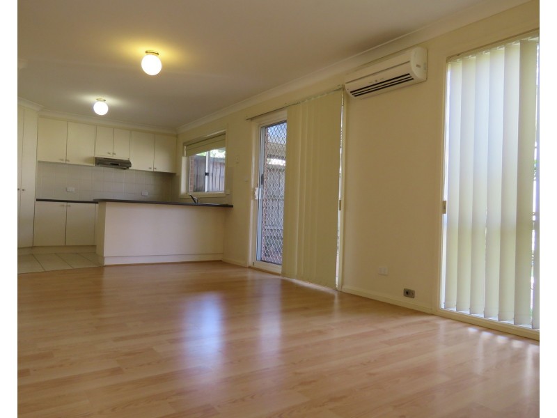 2/48 Greendale Terrace, Quakers Hill NSW 2763