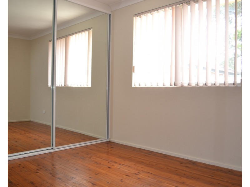 33 Ridgeway Crescent, Quakers Hill NSW 2763