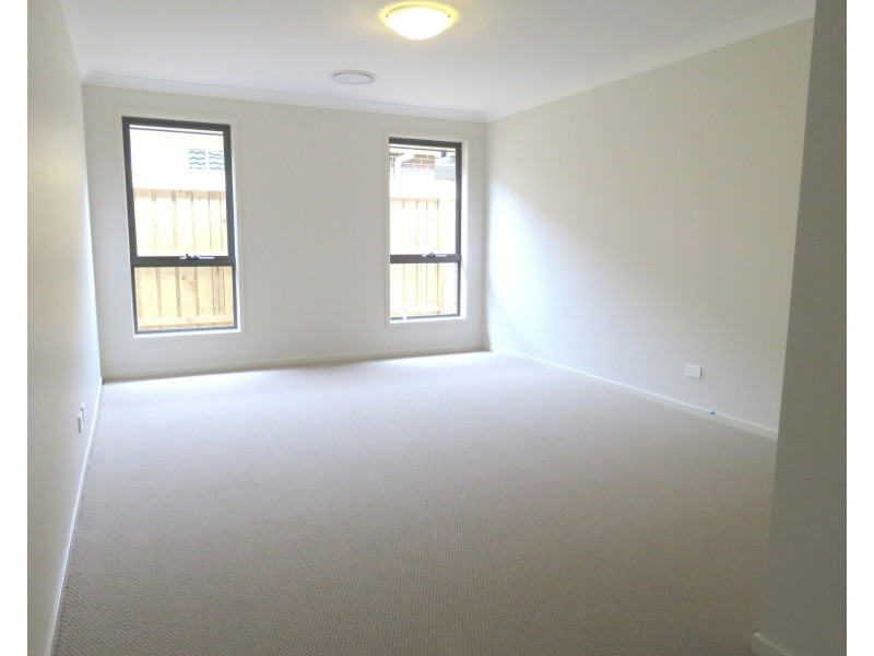 29 Fernlea Crescent, Marsden Park NSW 2765