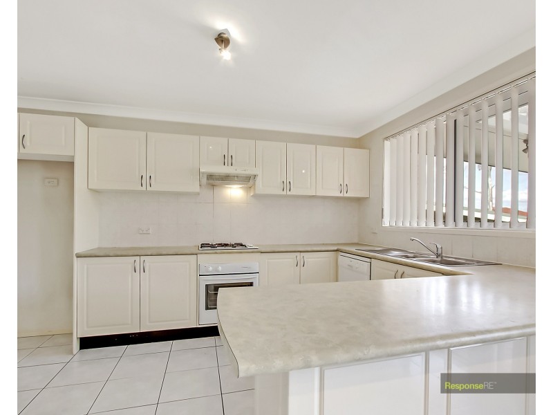 8  Forcett Close, West Hoxton NSW 2171