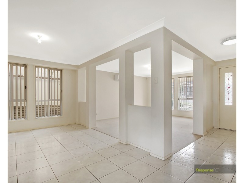 8  Forcett Close, West Hoxton NSW 2171