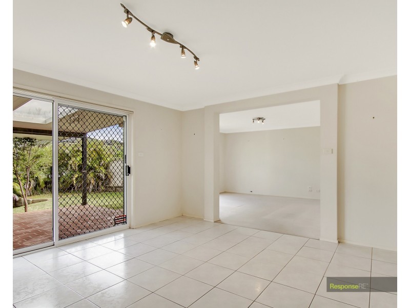 8  Forcett Close, West Hoxton NSW 2171