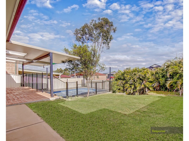 8  Forcett Close, West Hoxton NSW 2171