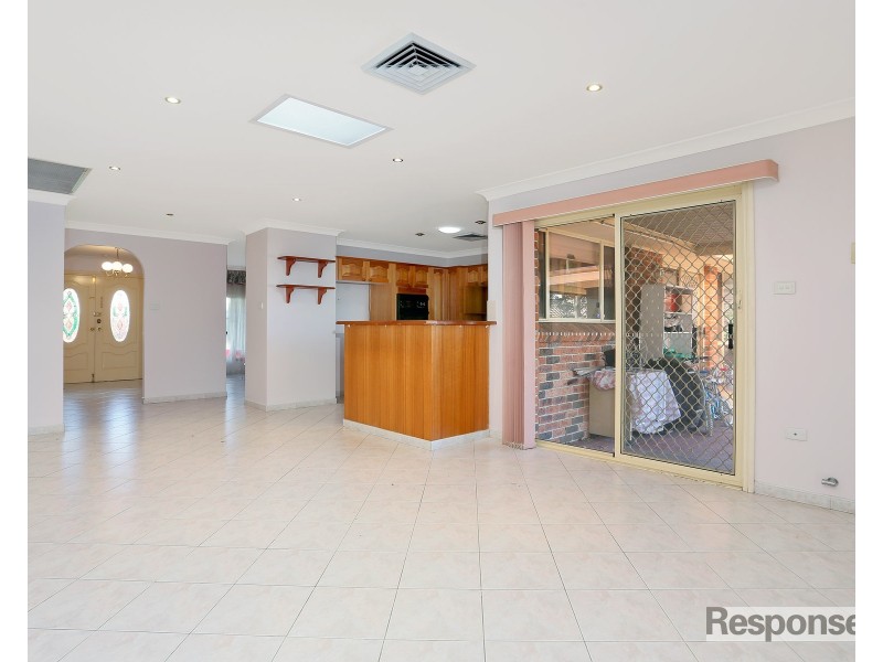 9 Samuel Place, Quakers Hill NSW 2763